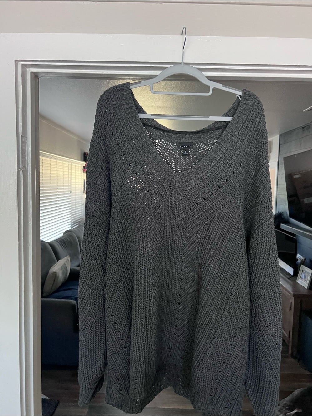 Torrid Dark Charcoal V-Neck Knit Pullover Sweater Size 2